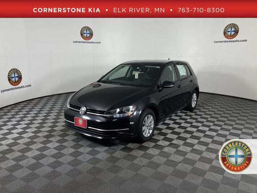 2018 Volkswagen Golf TSI S