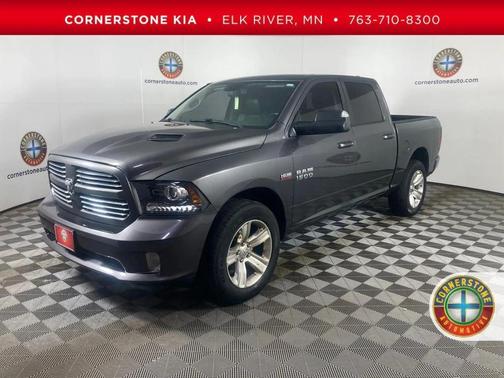 Granite Crystal Metallic Clearcoat 2016 RAM 1500 Sport