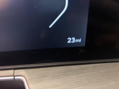 Ivory Silver 2026 Kia Sorento SX