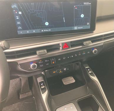 Snow White Pearl 2026 Kia Sorento Hybrid EX