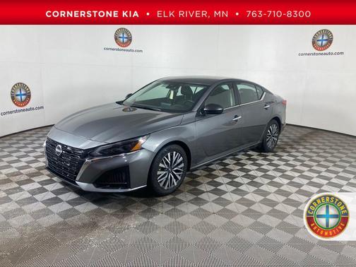 Gun Metallic 2024 Nissan Altima 2.5 SV