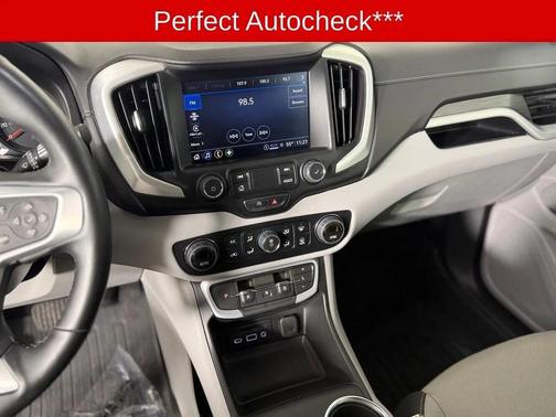 Summit White 2023 GMC Terrain SLT