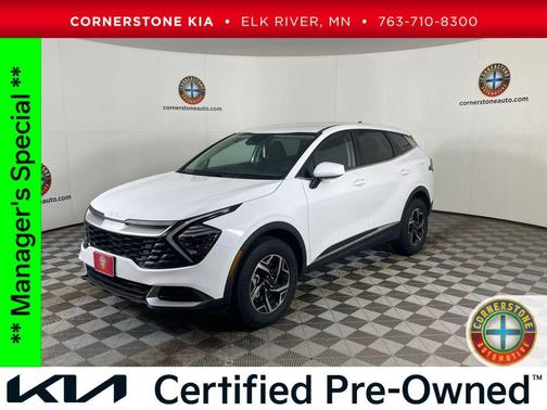 Glacial White Pearl 2025 Kia Sportage LX