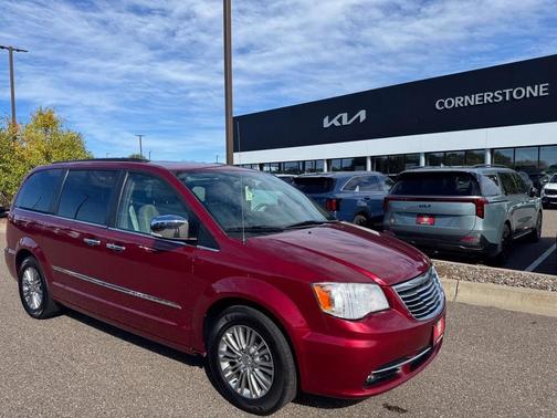 Deep Cherry Red Crystal Pearlcoat 2016 Chrysler Town & Country Touring-L