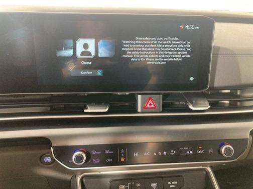 2026 Kia Carnival LXS