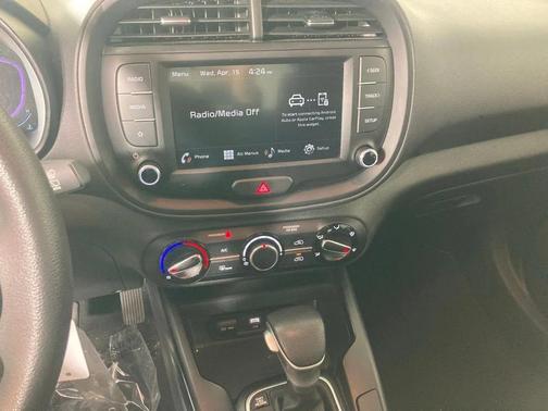 Snow White Pearl 2025 Kia Soul LX