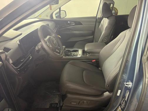 Astra Blue 2026 Kia Carnival SX Prestige