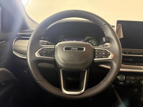 Bright White Clearcoat 2025 Jeep Compass Limited