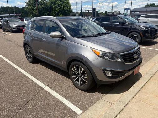 Mineral Silver 2016 Kia Sportage SX