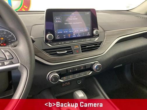 Super Black 2025 Nissan Altima 2.5 SV