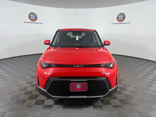 Inferno Red 2025 Kia Soul LX