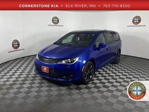 2018 Chrysler Pacifica Touring Plus