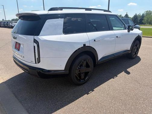 Glacial White Pearl 2027 Kia Telluride Hybrid X-Line SX-Prestige
