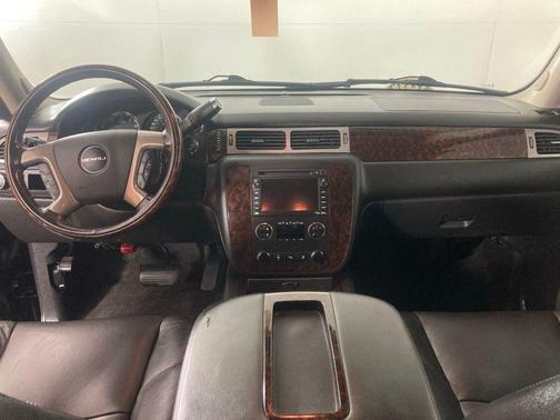 Carbon Black Metallic 2011 GMC Yukon XL Denali