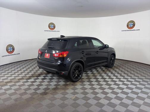 Labrador Black Pearl 2017 Mitsubishi Outlander Sport 2.0 ES
