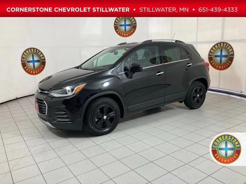Mosaic Black Metallic 2020 Chevrolet Trax LT