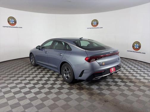 Everlasting Silver 2023 Kia K5 LXS