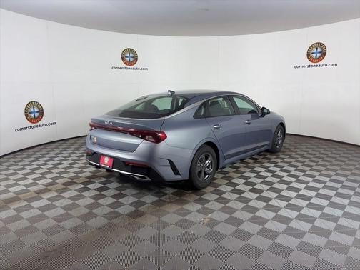 Everlasting Silver 2023 Kia K5 LXS