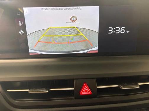 White 2024 Kia Seltos SX Turbo