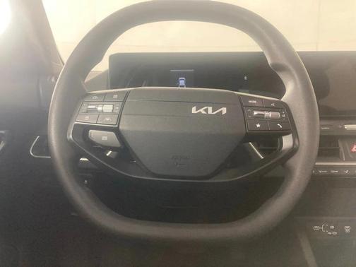 Steel Gray 2025 Kia K4 LXS