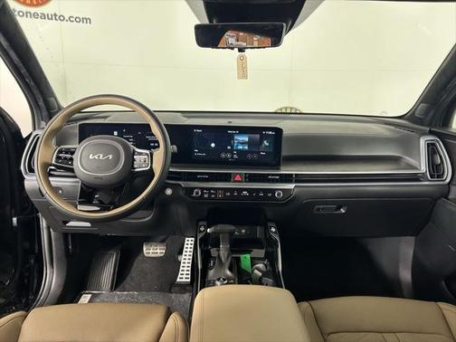 2025 Kia Sorento SX