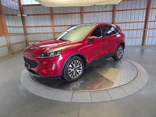 2021 Ford Escape Titanium