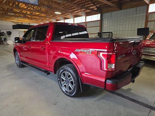 Ruby Red Metallic Tinted Clearcoat 2016 Ford F-150 XLT
