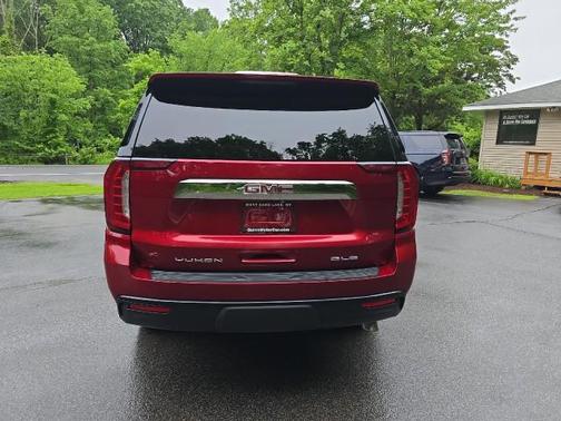 2021 GMC Yukon SLE