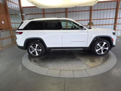 2024 Jeep Grand Cherokee 4xe Base