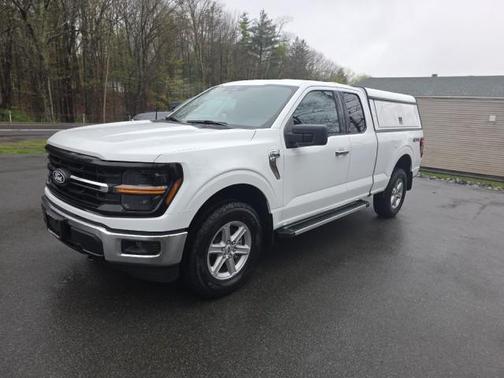 Oxford White 2025 Ford F-150 XLT