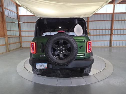 Eruption Green Metallic 2025 Ford Bronco Outer Banks