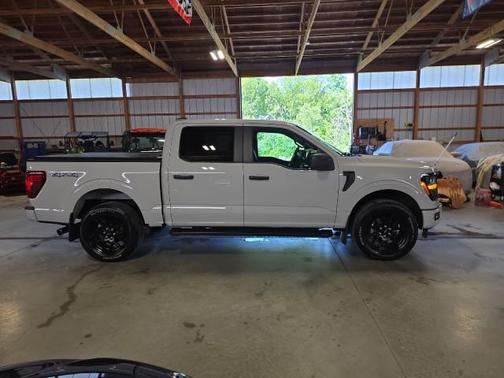 Avalanche 2024 Ford F-150 STX