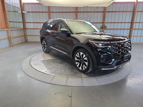 Agate Black Metallic 2026 Ford Explorer Platinum