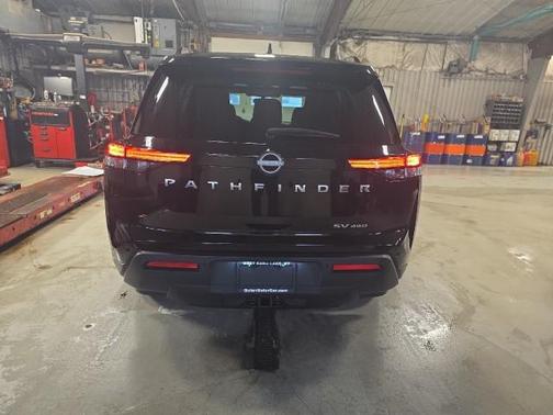 Super Black 2024 Nissan Pathfinder SV 4WD