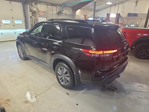Super Black 2024 Nissan Pathfinder SV 4WD