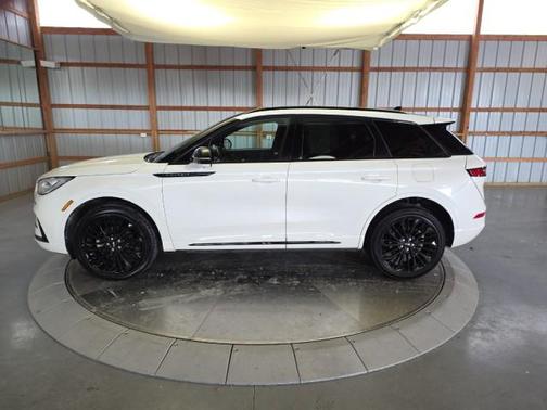 2025 Lincoln Corsair Reserve