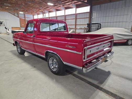 1967 Ford F100 Base