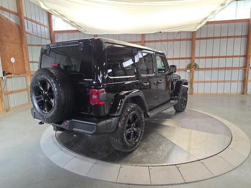 Black Clearcoat 2021 Jeep Wrangler Unlimited Sahara