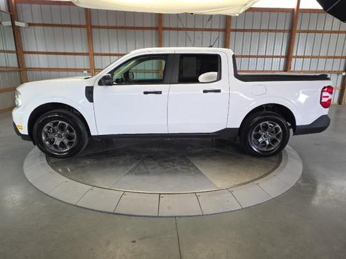 Oxford White 2024 Ford Maverick XLT