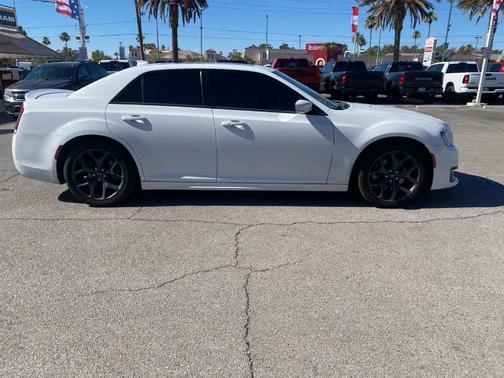 Bright White Clearcoat 2023 Chrysler 300 S