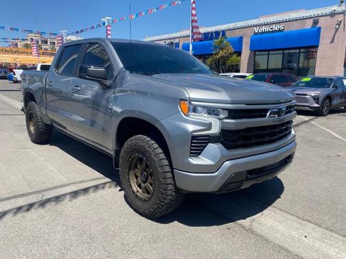 Sterling Gray Metallic 2023 Chevrolet Silverado 1500 RST