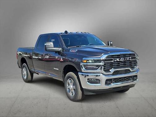 2025 RAM 3500 Big Horn 4x4 Crew Cab 64 Box