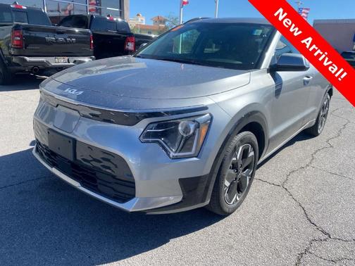 Steel Gray 2024 Kia Niro EV Wind