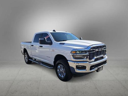 Bright White Clearcoat 2025 RAM 2500 Big Horn