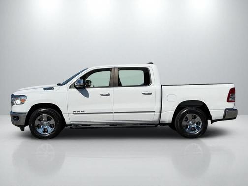 Bright White Clearcoat 2022 RAM 1500 Big Horn