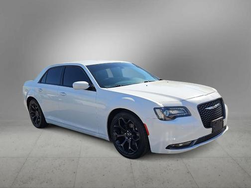 Bright White Clearcoat 2019 Chrysler 300 S