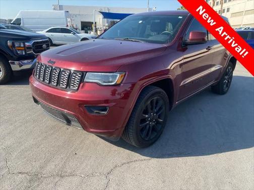 2022 Jeep Grand Cherokee Laredo