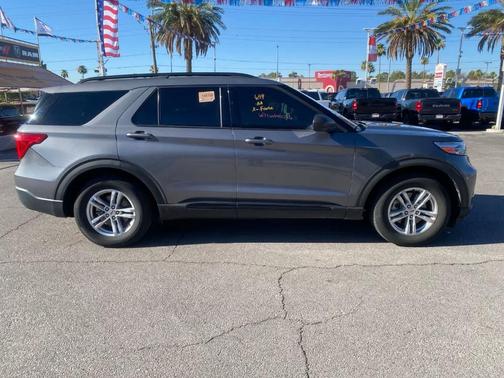 Carbonized Gray Metallic 2022 Ford Explorer XLT