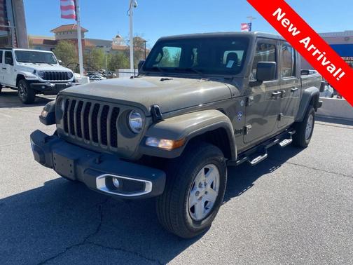 Gator Clearcoat 2020 Jeep Gladiator Sport