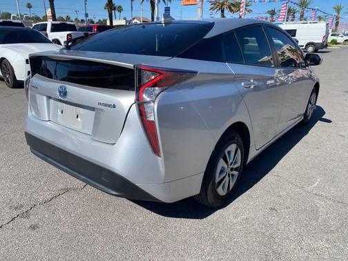 Classic Silver Metallic 2016 Toyota Prius Four